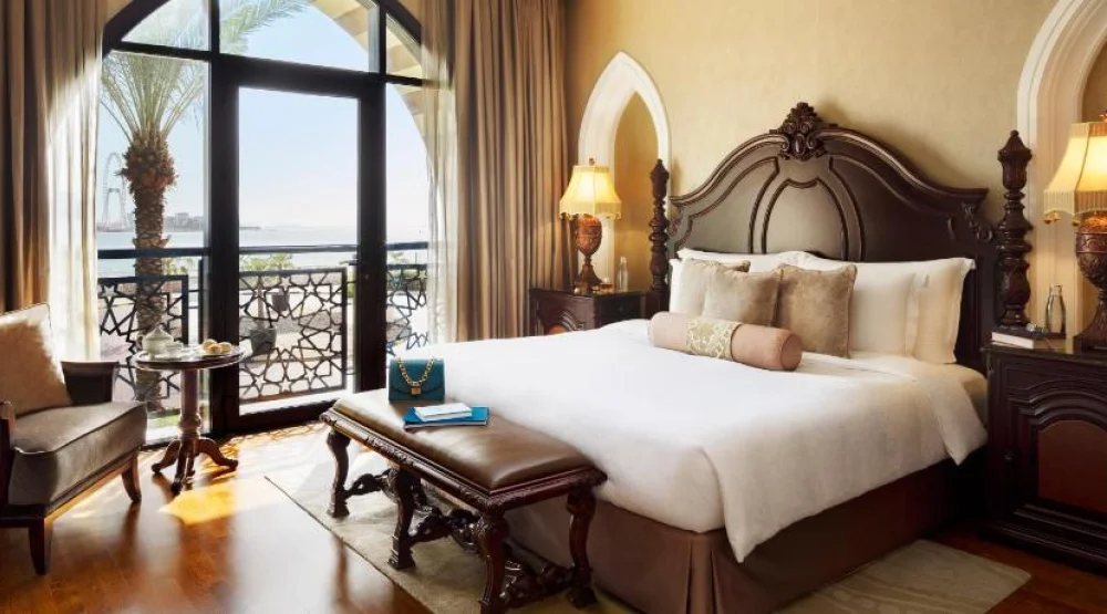 Seafront Five Bedroom Royal Villa with Private Pool – Includes Butler Service at Jumeirah Zabeel Saray