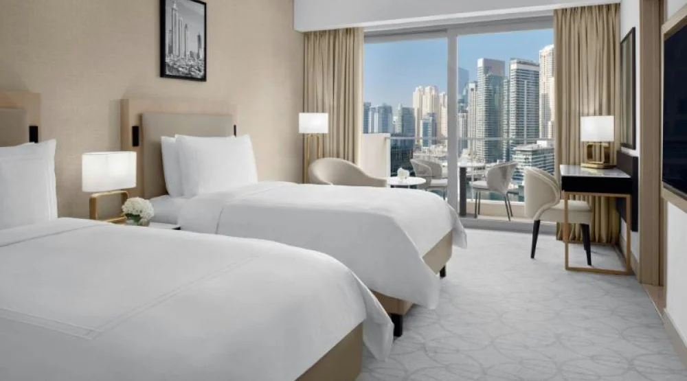 Deluxe, Guest Room, Two Twin, Marina View, Balcony at JW Marriott Hotel Marina