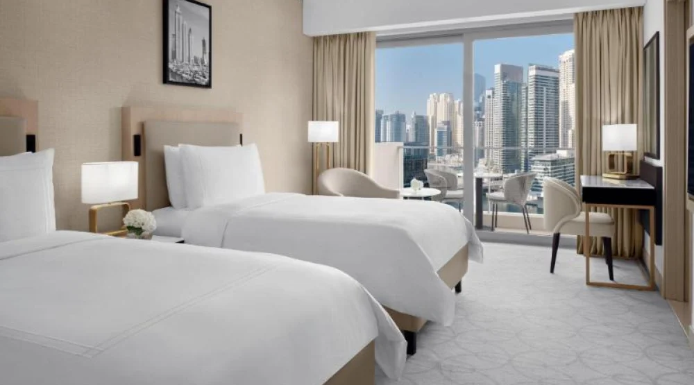 Executive, Club Level, Guest Room, Two Twin, Marina View, Balcony at JW Marriott Hotel Marina