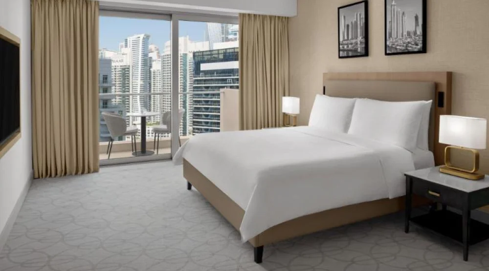 Tower, Club Level, Suite, One King, Sofa Bed, City View, Balcony at JW Marriott Hotel Marina
