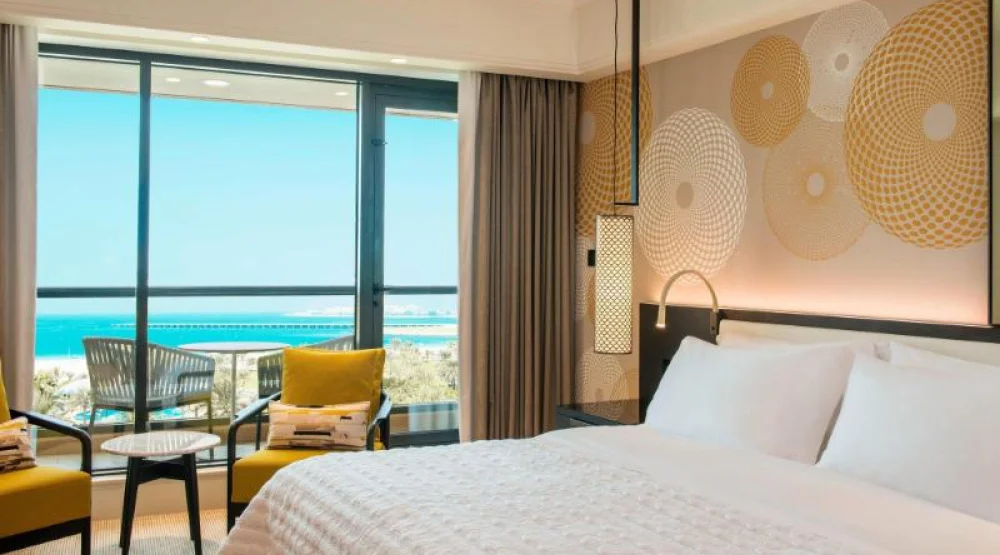 Deluxe Sea View, Guest Room, King Or Twin, Balcony at Le Royal Meridien Beach Resort & Spa