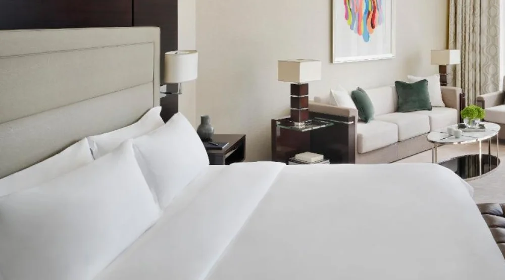 Deluxe Twin Room - City View at Rosewood Abu Dhabi