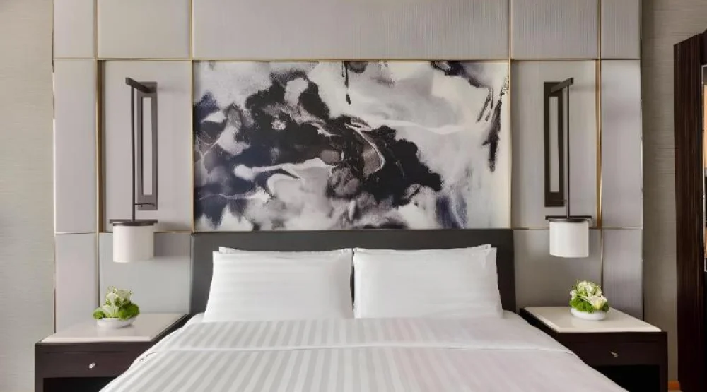 Deluxe Double Room at Shangri-La Dubai