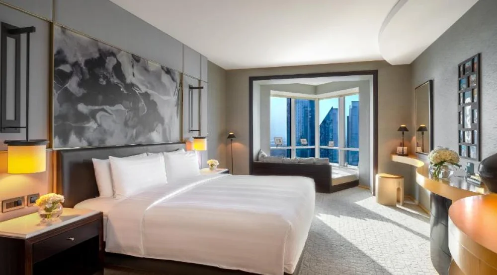 Picture-perfect Room at Shangri-La Dubai