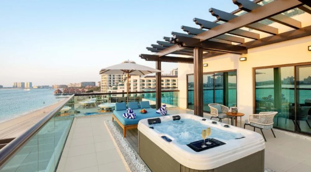 Exotica Suite Sea View with Open Jacuzzi at Taj Exotica Resort & Spa The Palm Dubai