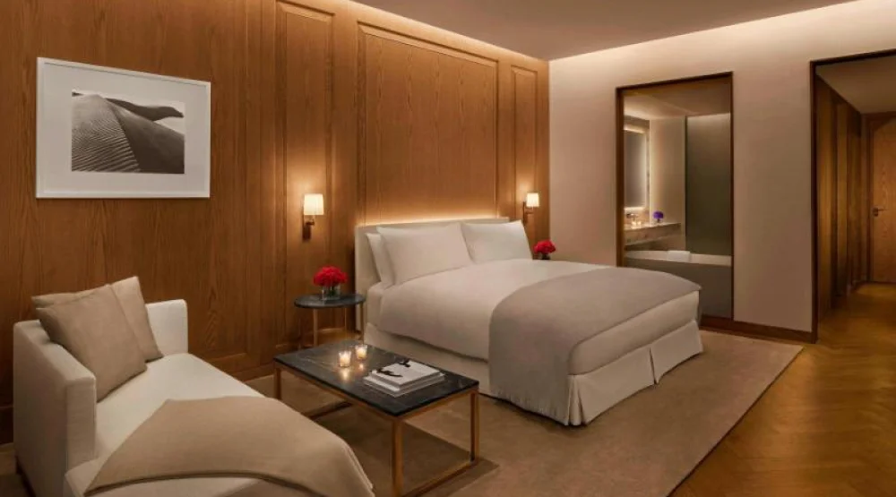 Premier Deluxe, Guest Room, One King, Marina View, Balcony at The Abu Dhabi Edition