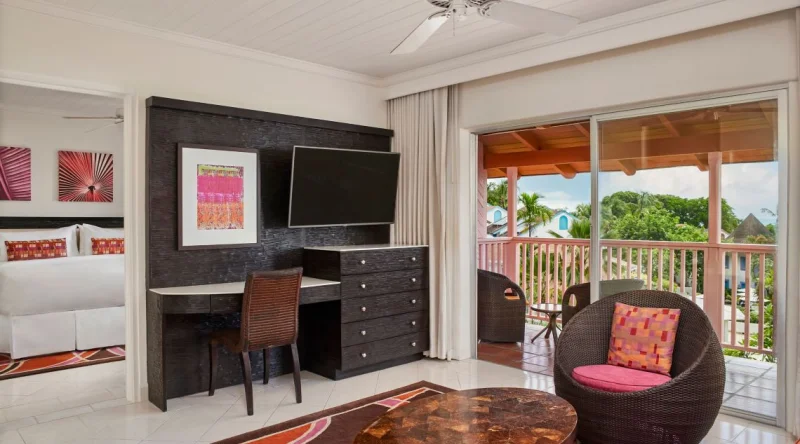 Junior Suite Pool Or Garden View at Crystal Cove by Elegant Hotels