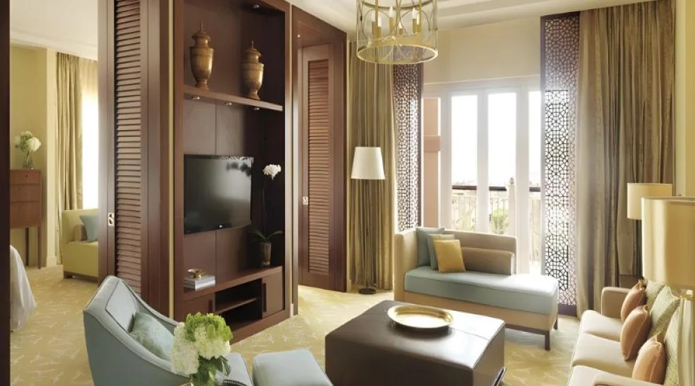 One Bedroom Gulf Suite, Suite, One King, Garden View, Balcony at The Ritz Carlton Dubai