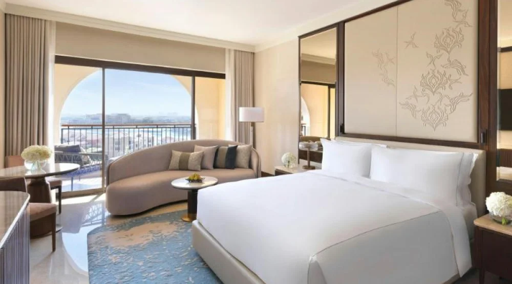 Club King, Deluxe Guest Room, One King, Main Building, Balcony at The Ritz-Carlton Abu Dhabi Grand Canal