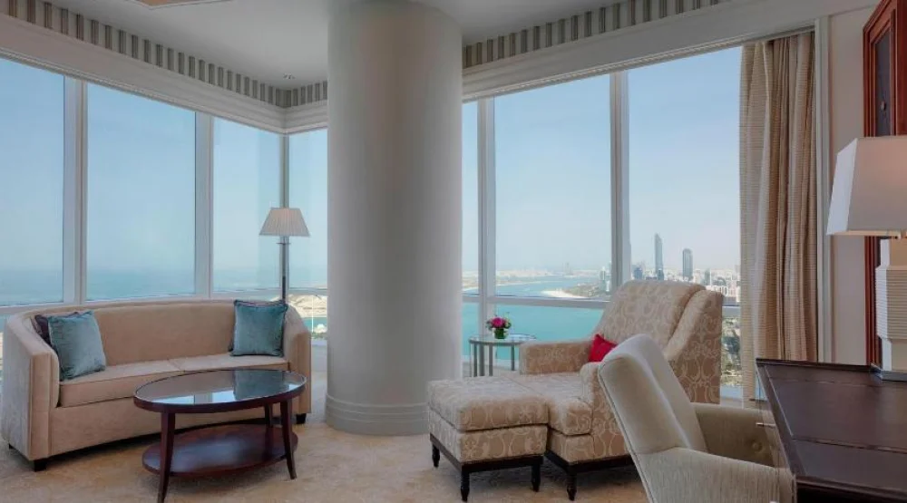 Grand Deluxe Suite, One Bedroom Suite, One King, Sea View at The St. Regis Abu Dhabi
