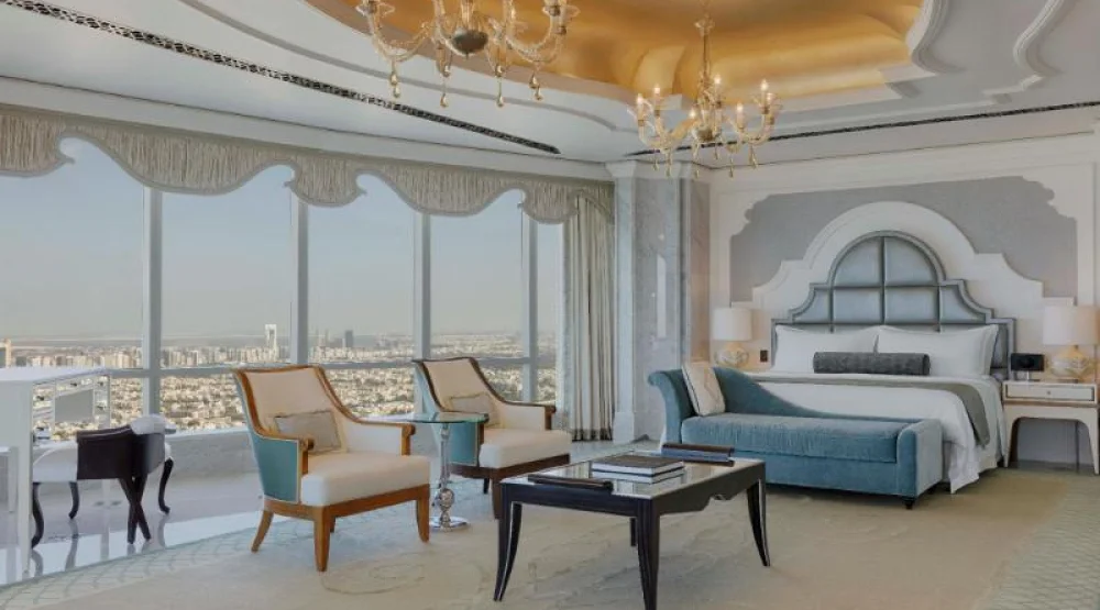 Al Manhal Suite, One Bedroom Suite, One King, Sea View at The St. Regis Abu Dhabi