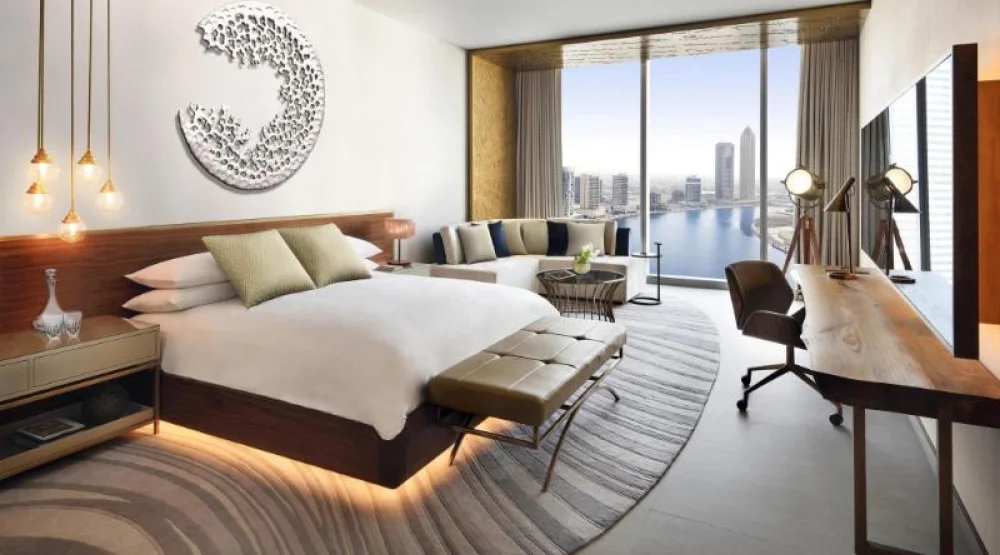 St. Regis Suite, Suite, One King, Dubai Canal View at The St. Regis Downtown Dubai