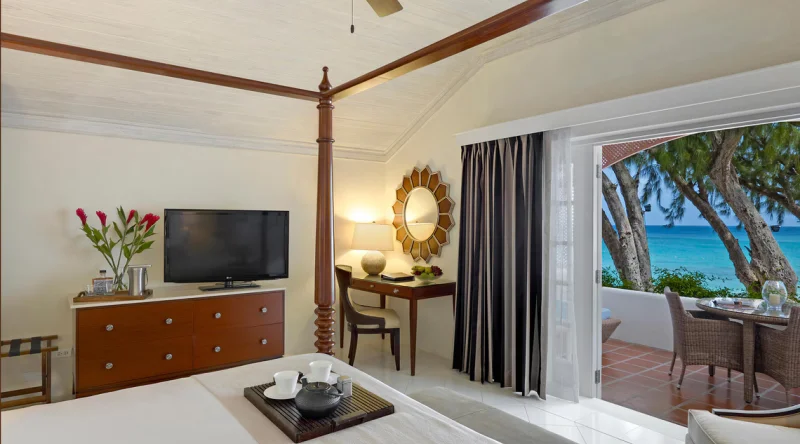 Luxury Ocean View Room at Colony Club a Luxury Collection Resort