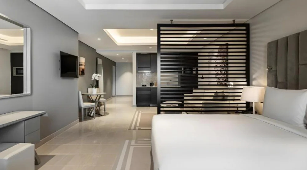 Deluxe Studio,1 King Bed at Wyndham Residences The Palm