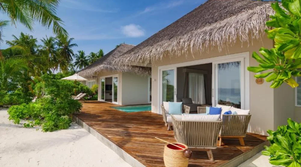 Deluxe Beach Suite with Pool at Baglioni Resort Maldives