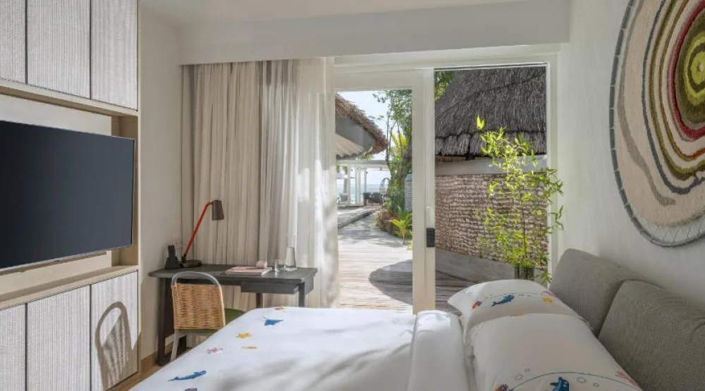 Sunrise Family Beach Villa Pool King at Four Seasons Resort At Kuda Huraa