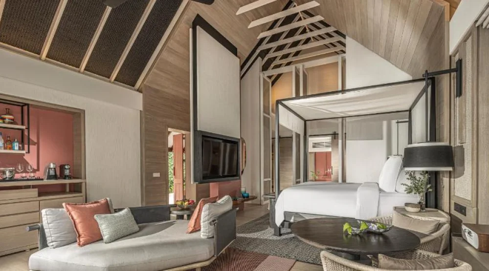 Family Beach Villa with Pool at Four Seasons Resort At Landaa Giraavaru