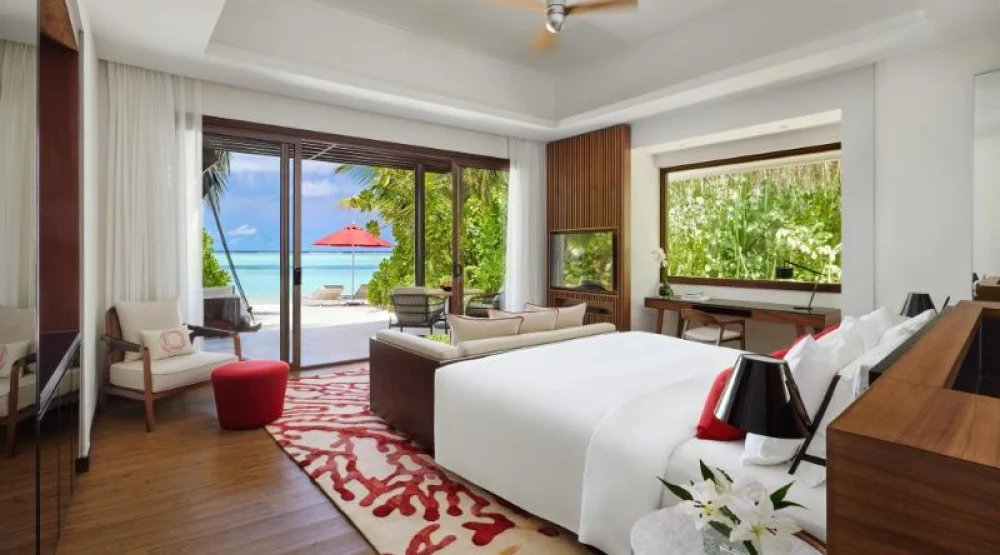 Deluxe Beach Villa at Niyama Private Islands