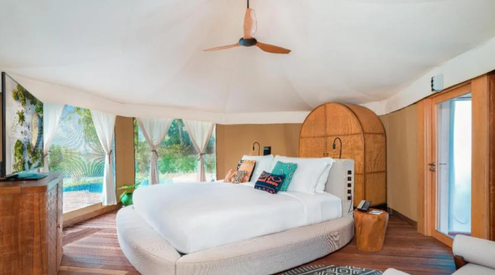 Safari Beach Villa with Pool at Sirru Fen Fushi Maldives Private Lagoon Resort