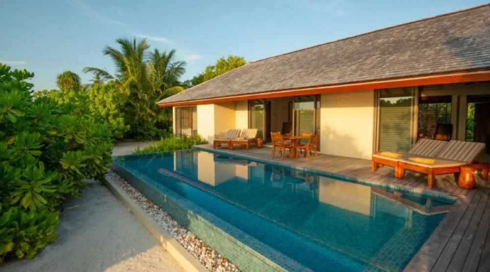 Sunrise 2-bedroom Beach Pool Villa at The Residence Maldives At Dhigurah