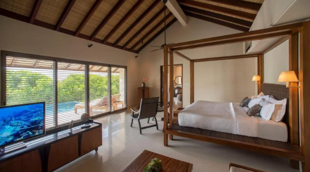 Sunset 2-bedroom Beach Pool Villa at The Residence Maldives At Dhigurah