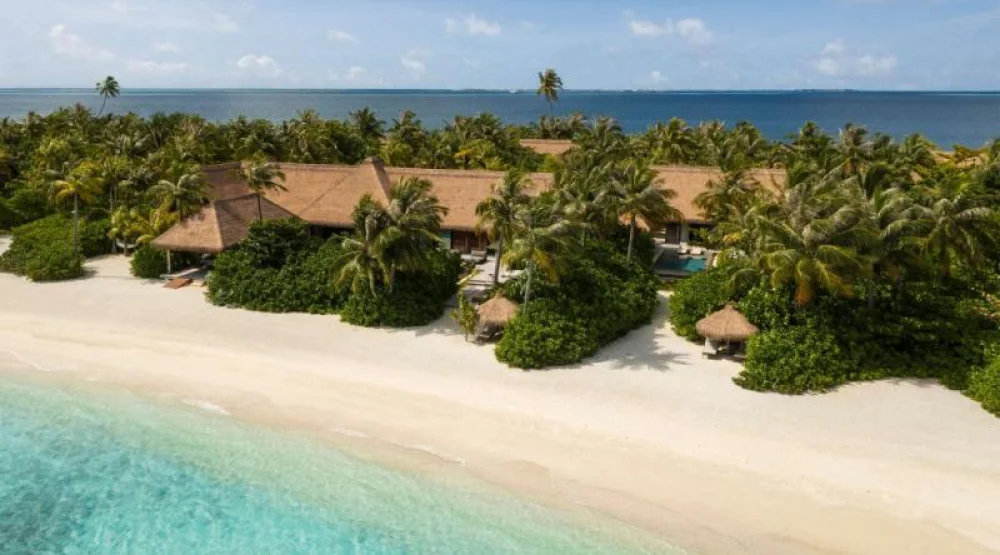 Three Bedroom Grand Beach Villa with Pool at Waldorf Astoria Maldives Ithaafushi