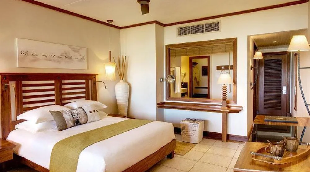 Deluxe Beachfront Room at Heritage Awali Golf & Spa Resort