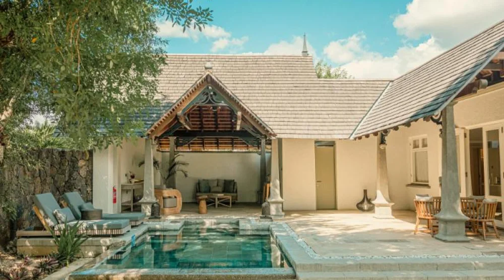 Exclusive Suite at Maradiva Villas Resort & Spa