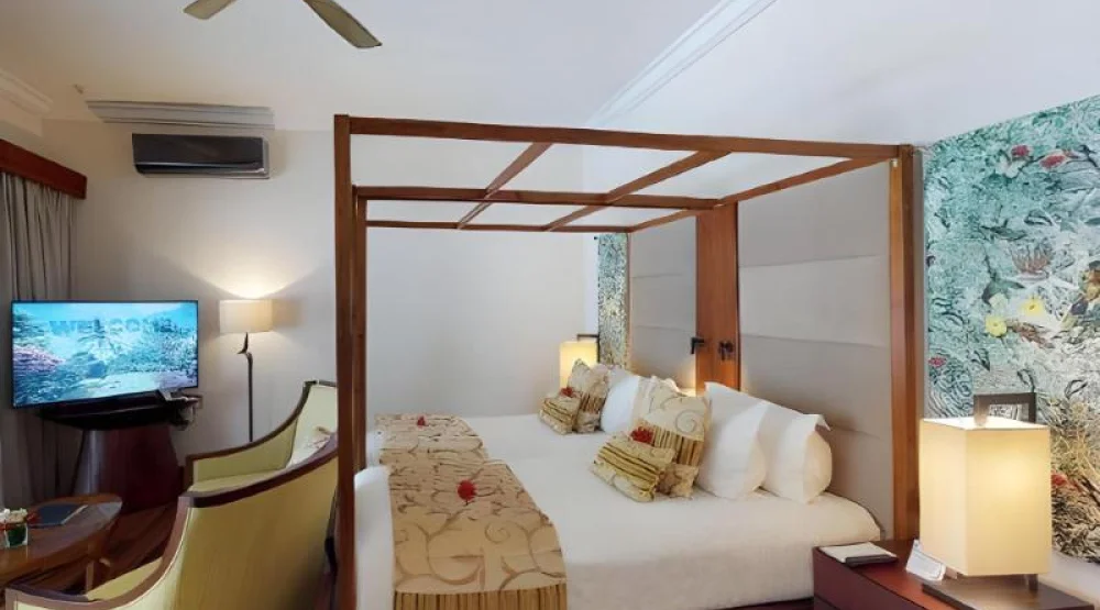 Presidential Suite Pool Villa at Maradiva Villas Resort & Spa