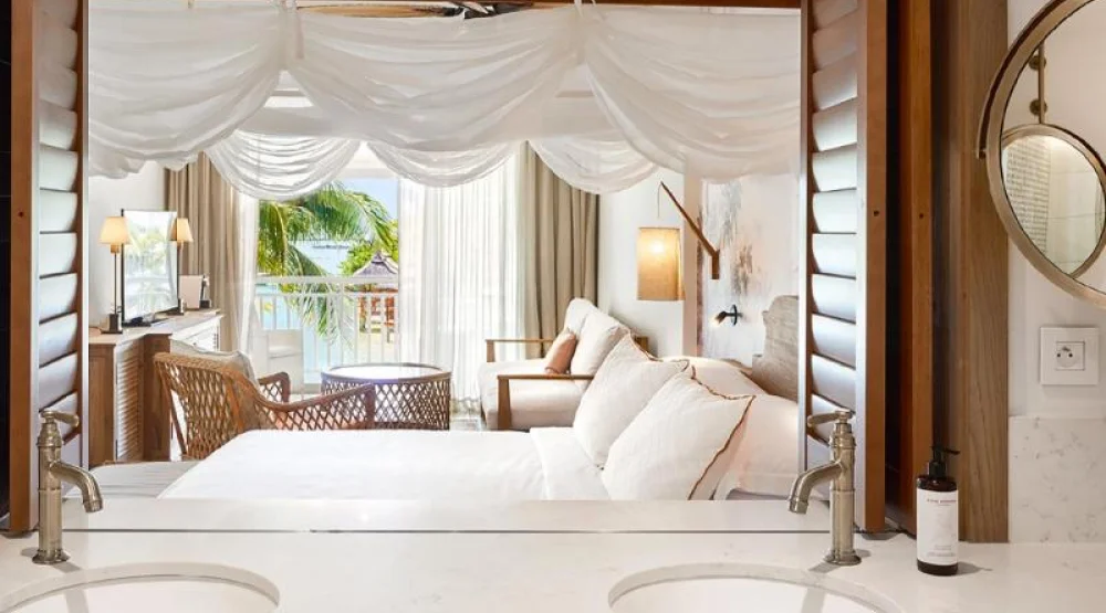 Junior Suite at Paradise Cove Boutique Hotel