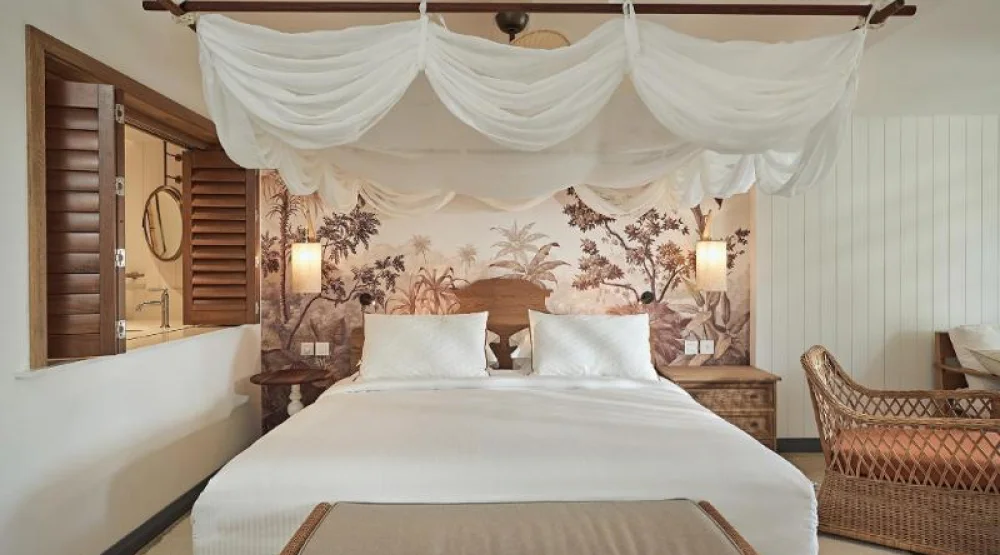 Prestige Junior Suite at Paradise Cove Boutique Hotel