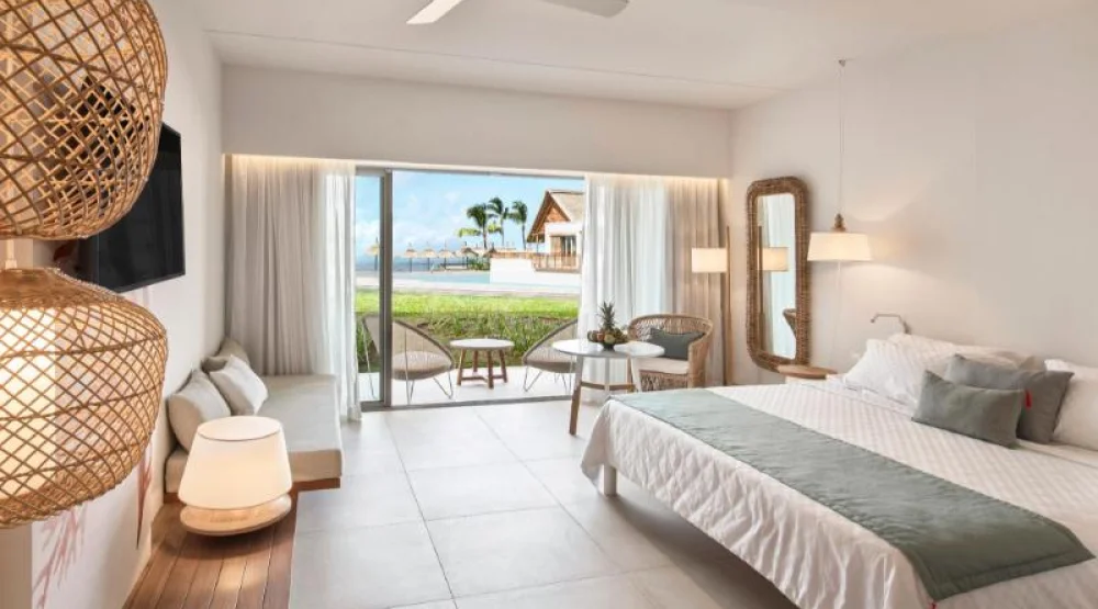 Superior Room Garden View at Preskil Island Resort