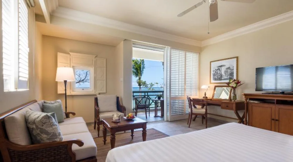 Colonial Oceanfront at The Residence Mauritius