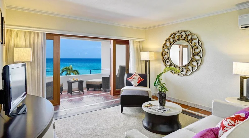 Ocean View One Bedroom Suite at The House by Elegant Hotels