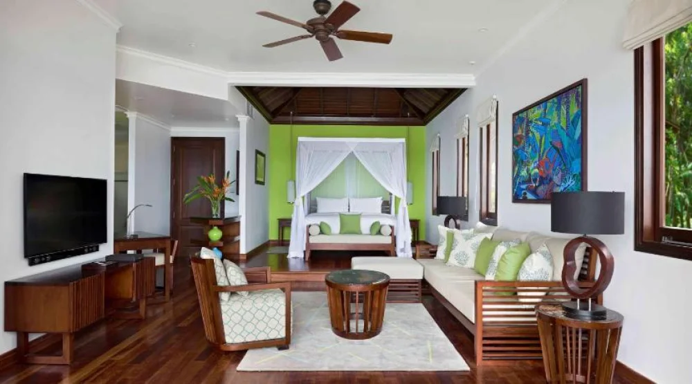 Signature Grand Ocean Pool Villa at Hilton Seychelles Northolme Resort & Spa