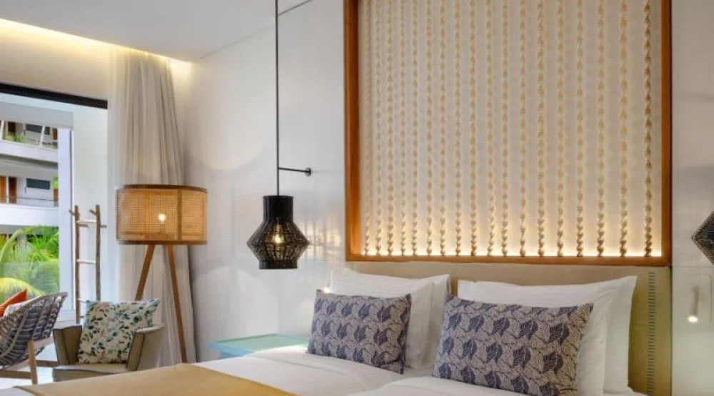 Deluxe Twin Room, Deluxe Guest Room, Pool View at Laila a Tribute Portfolio Resort