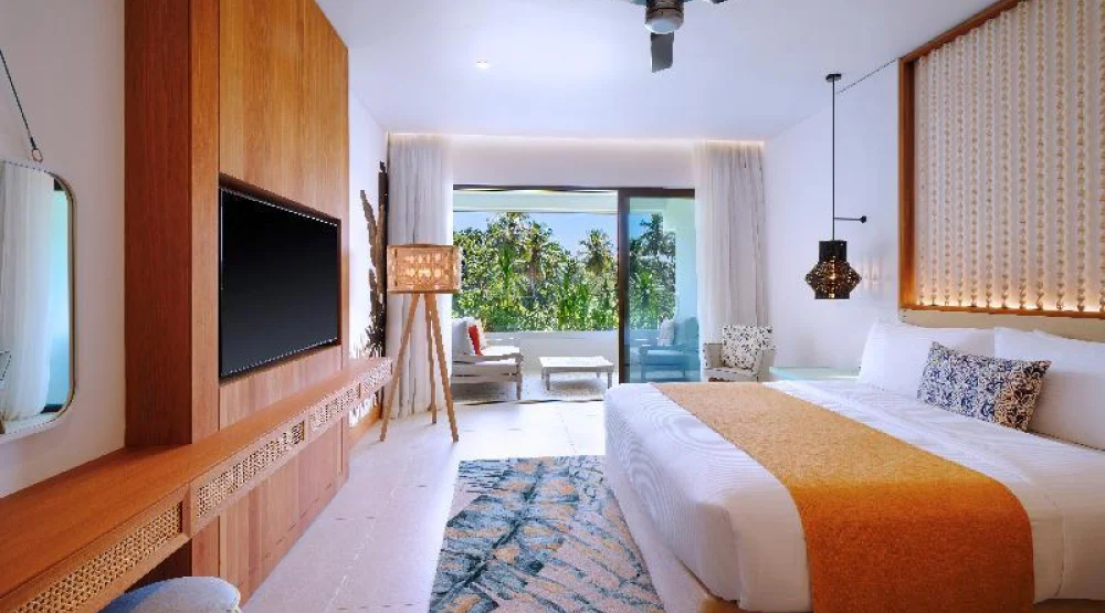 Deluxe Room, Deluxe Guest Room, One King at Laila a Tribute Portfolio Resort