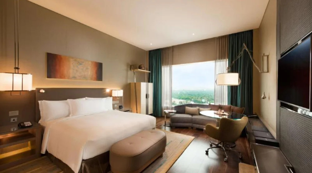 King Deluxe Room at Conrad Pune