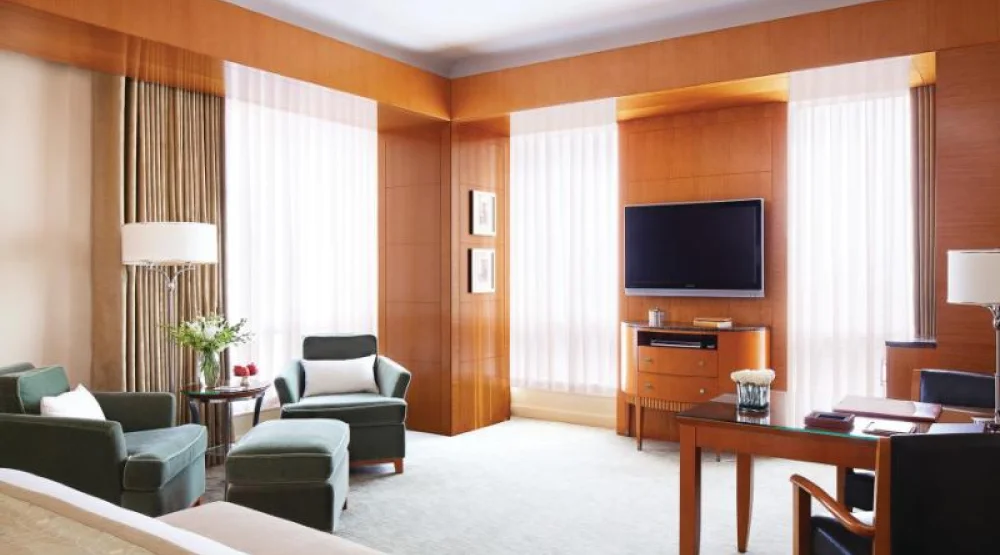 Executive Premier Room with King Bed at Four Seasons Hotel Mumbai