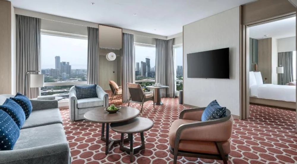 Four Seasons Executive Suite with King Bed at Four Seasons Hotel Mumbai