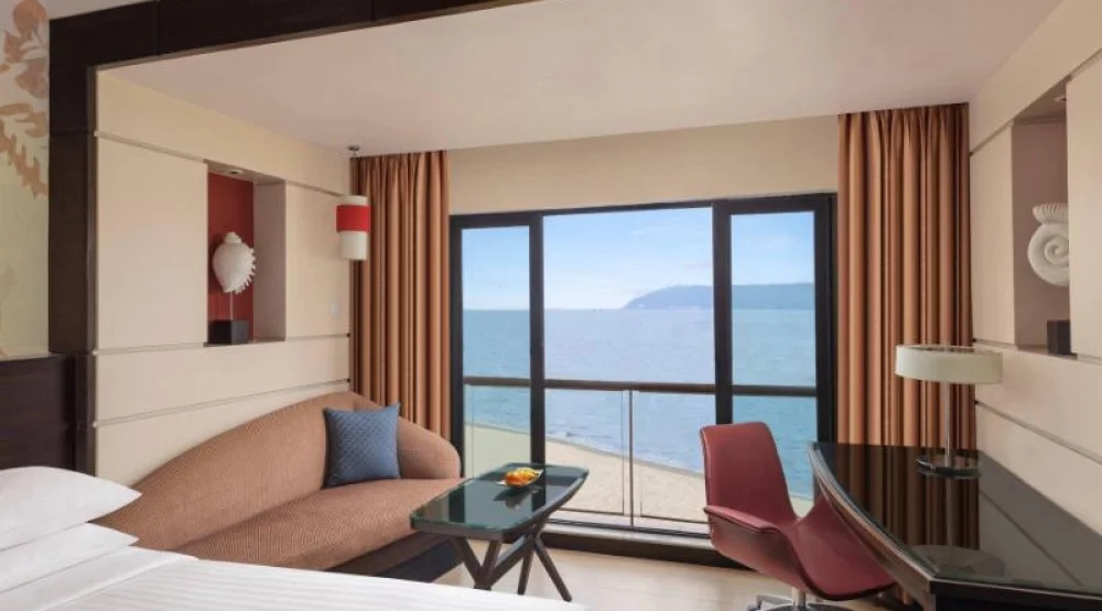 Guest Room, Two Queen, Bay View at Goa Marriott Resort & Spa