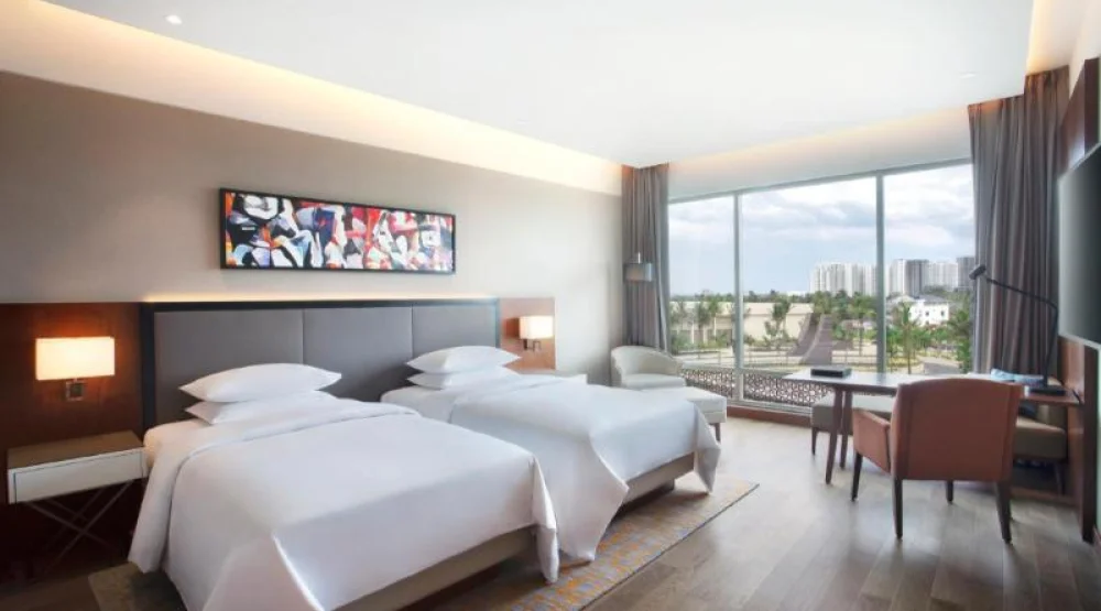 Two Twin Beds at Grand Hyatt Kochi Bolgatty