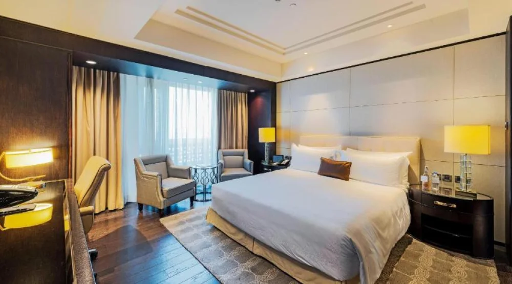 Run Of The House, Guest Room, One Queen Or Two Twin, City View at ITC Grand Chola A Luxury Collection Hotel