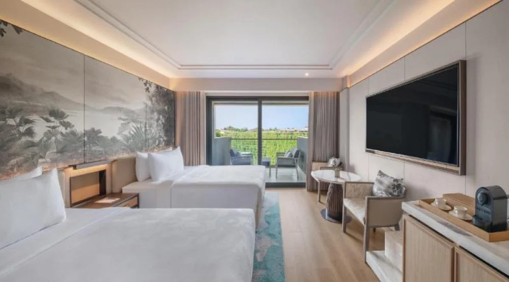 Luxury, Guest Room, Two Twin, Courtyard View, Balcony at JW Marriott Goa