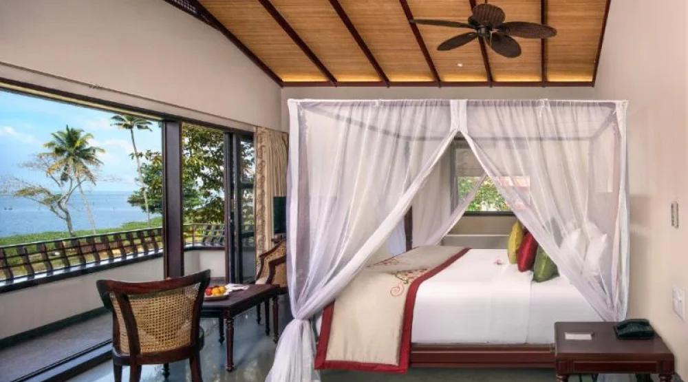 Superior Lake View at Niraamaya Retreats Backwaters & Beyond