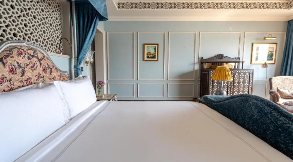 Lakeshore Signature Room at Raffles Udaipur