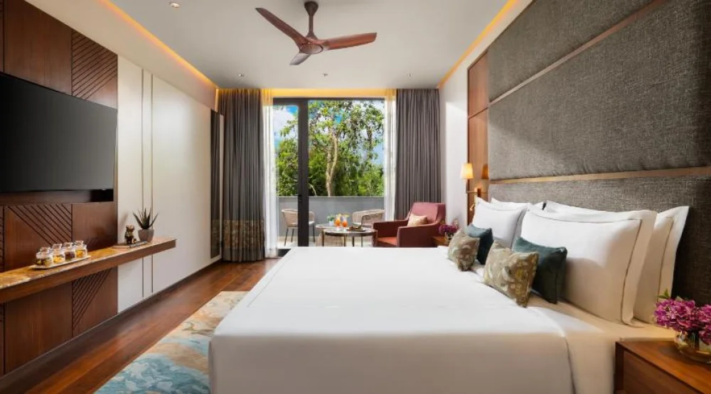 Deluxe Suite at Taj Damdama Lake Resort & Spa Gurugram