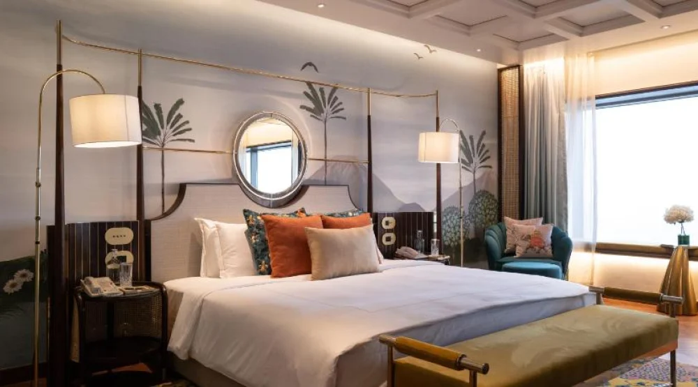 Royal Suite Sea View King Bed - High Tea, Evening Cocktails, Butler Service, Complimentary One Way Airport Transfer at Taj Lands End