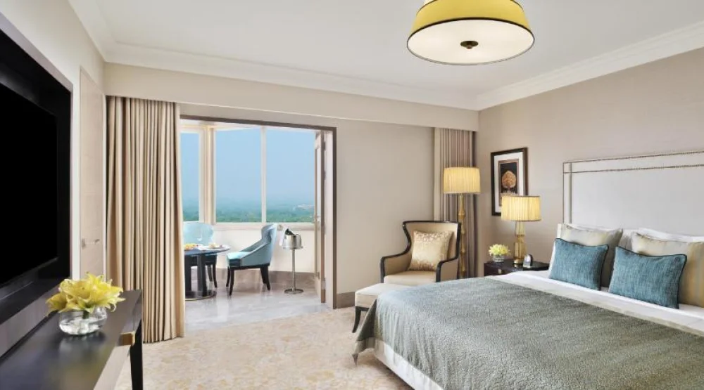 Suite with Balcony at Taj Mahal New Delhi