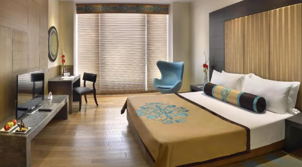 Deluxe King Room at The Lalit Great Eastern Kolkata